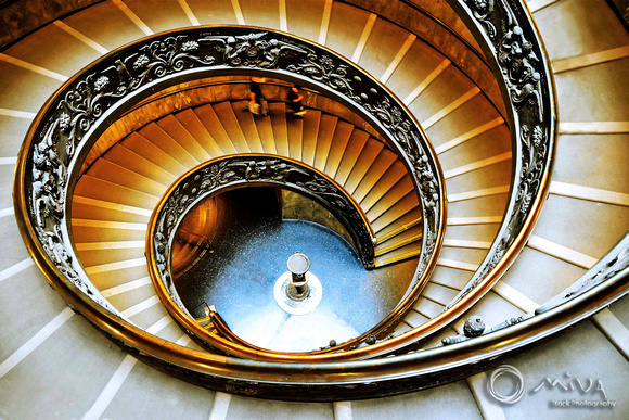Miva Stock_2897- Italy, Rome, Vatican, Museum staircase