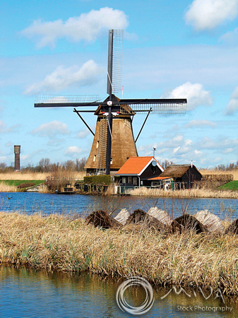 Miva Stock_1338 - Netherlands, Kinderdijk, windmill