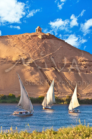 Miva Stock_1735 - Egypt, Aswan, Nile River, Felucca sailboats