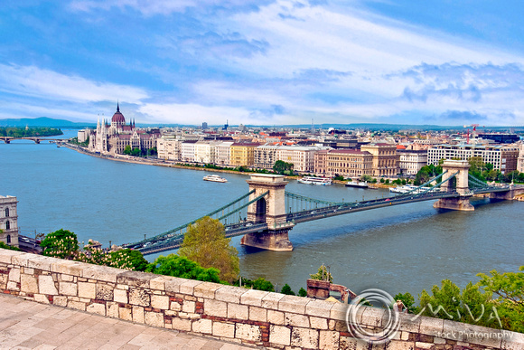 Miva Stock_1780 - Hungary, Budapest, Danube, Chain Bridge