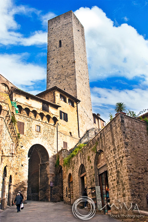 Miva Stock_1905 -  Italy, San Gimignano, Cuganensi Tower