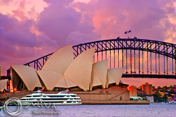 Miva Stock_1916 - Australia, Sydney, Opera House, harbor bridge