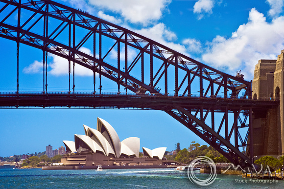 Miva Stock_1921 - Australia, Sydney, Harbor Bridge, Opera House