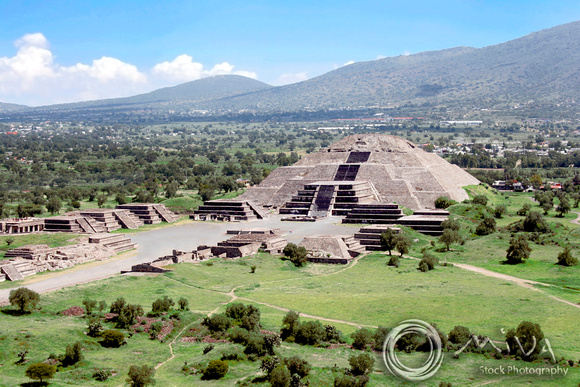Miva Stock_1965 - Mexico, Teotihuacan, The Pyramid of the Sun