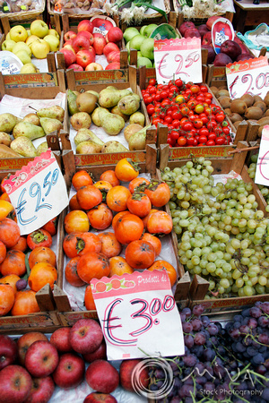 Miva Stock_2424 - Italy, Sorrento, vegetable market