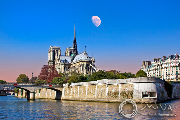 Miva Stock_2639 - France, Paris, Notre Dame Cathedral