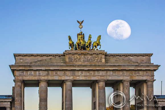 Miva Stock_2999 - Germany, Berlin, Brandenburg Gate