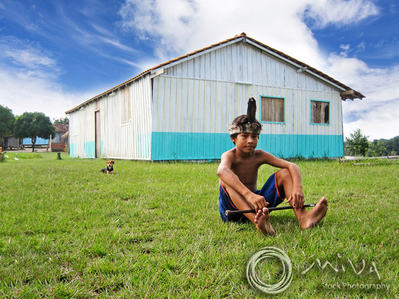Miva Stock_3047 - Peru, Iquitos, village boy, house