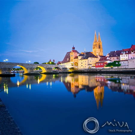 Miva Stock_0879 - Germany , Regensburg, Old Town Skyline, night