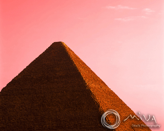 Miva Stock_1099 - Egypt, Cairo, Giza,  Great Pyramids