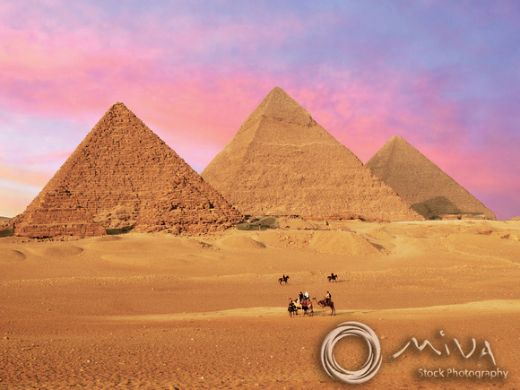 Miva Stock_1102 - Egypt, Cairo, Giza,  Great Pyramids