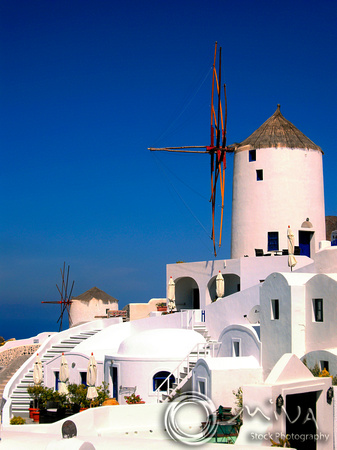 Miva Stock_1226 - Greece, Cyclades, Santorini, windmill