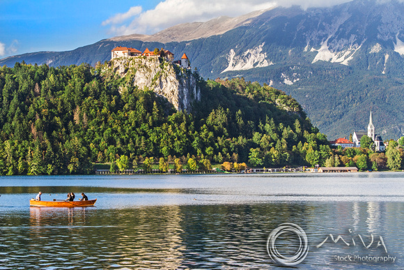Miva Stock_3310 - Slovenia, Lake Bled, Castle