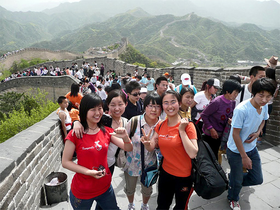Great Wall Tourists