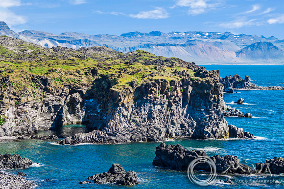 Miva Stock_3428 - Iceland, Arnarstapi, Basalt cliffs at coast