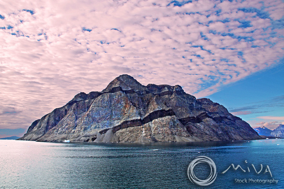 Miva Stock_3542 - Greenland, Ukkusissat, mountain, icebergs