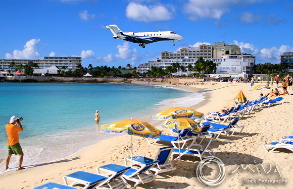 Miva Stock_3459 - St Martin, NL Antilles, Maho Beach, Airplane